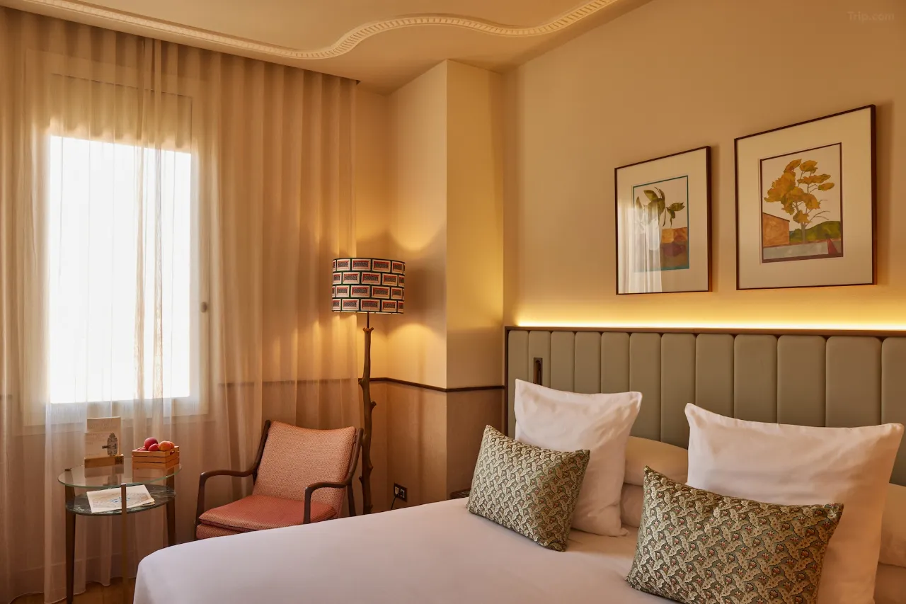 Classic Room — Trip.com listing photograph